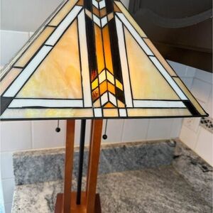 Art Deco Stained Glass Table Lamp